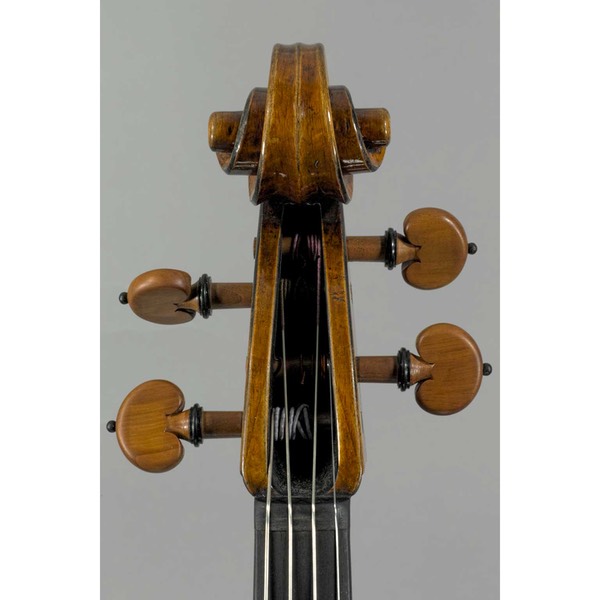 Photo of 16 7/16" Strad model viola scroll front